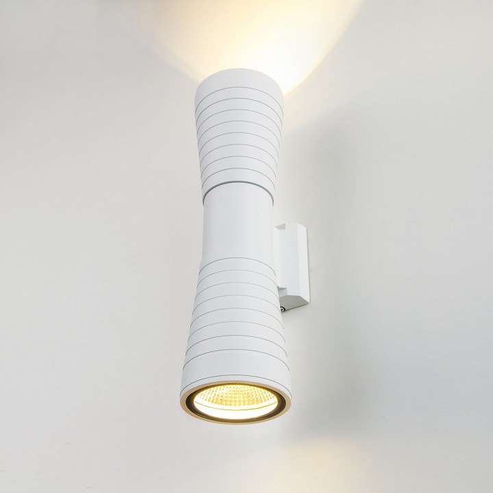 Светильник на штанге Elektrostandard Tube a044303